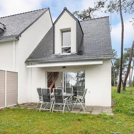 Holiday home A 210m De La Plage, Jolie Maison Pour 6 Sarzeau